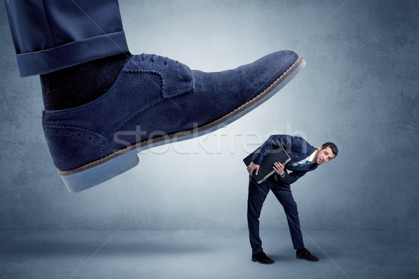 Wreed baas werknemer groot voet klein Stockfoto © ra2studio