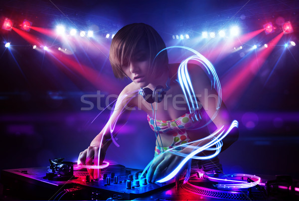 Foto stock: Discotecário · menina · jogar · música · luz · viga