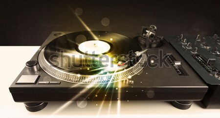 Muziekspeler spelen vinyl gloed lijnen behoefte Stockfoto © ra2studio