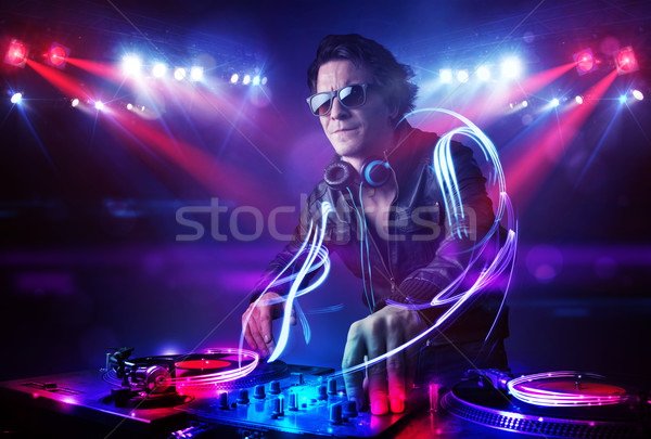 Foto stock: Disc · jockey · jugando · música · luz · efectos