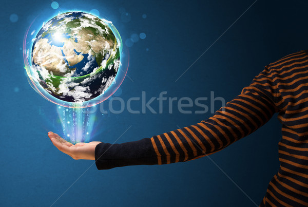 [[stock_photo]]: Femme · terre · monde · jeune · femme