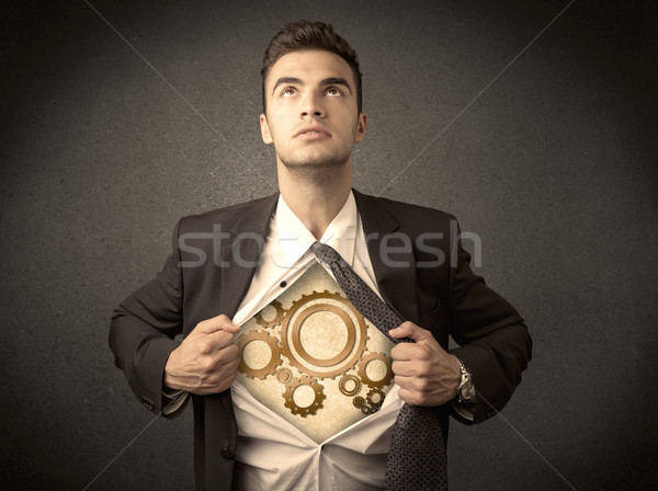 Om de afaceri cămaşă maşină dinte roată Imagine de stoc © ra2studio