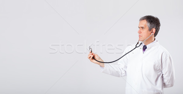 Foto stock: Médico · escuta · vazio · cópia · espaço · estetoscópio