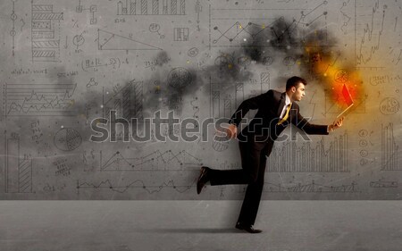 Stock fotó: Fut · üzletember · tűz · laptop · sietség · üzlet