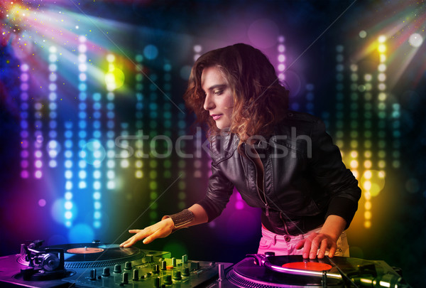 Meisje spelen disco licht show mooie Stockfoto © ra2studio