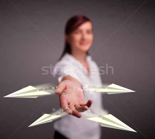 Frumos doamnă origami tineri Imagine de stoc © ra2studio