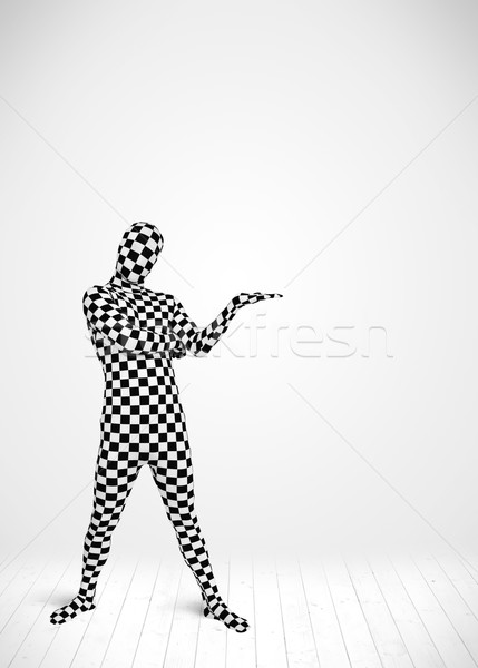 [[stock_photo]]: Anonyme · homme · produit · costume