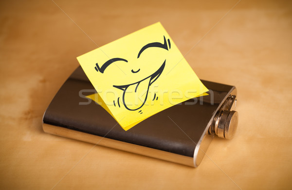 Jegyzet mosolygós arc csípő flaska rajzolt papír Stock fotó © ra2studio