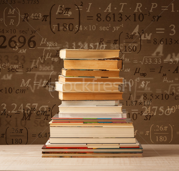 Książek vintage matematyki wzory pływające na zewnątrz Zdjęcia stock © ra2studio