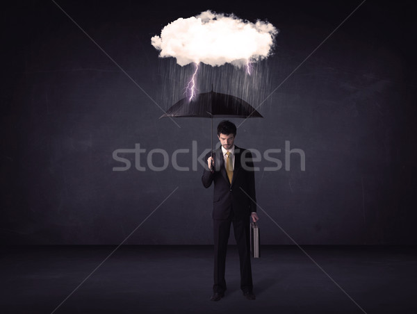 Geschäftsmann stehen Dach wenig Sturm Wolke Stock foto © ra2studio