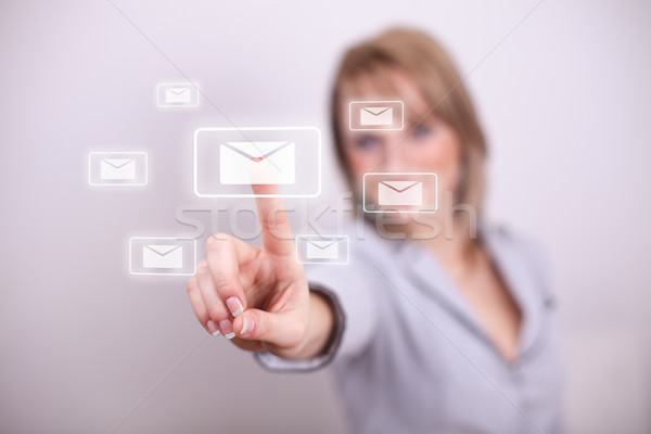Stockfoto: Vrouw · e-mail · envelop · nummers · knop