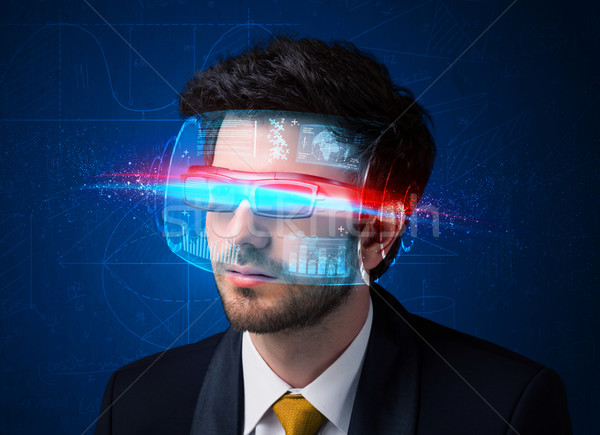 Foto d'archivio: Uomo · futuro · alto · tech · Smart · occhiali