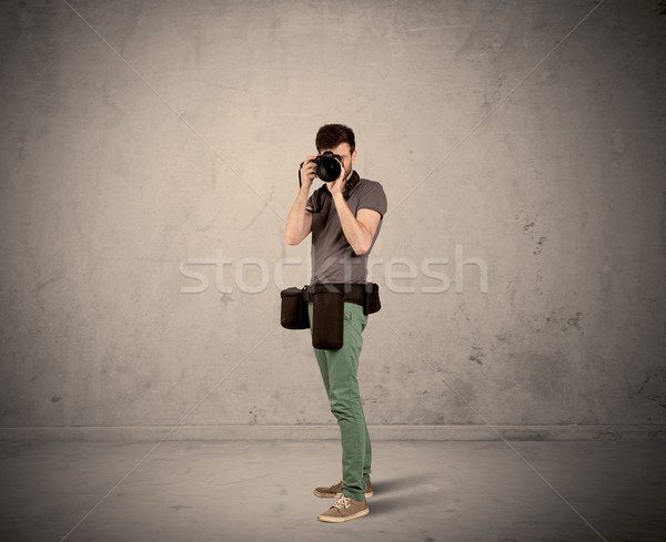 Hobby fotograf kamery zawodowych mężczyzna Zdjęcia stock © ra2studio