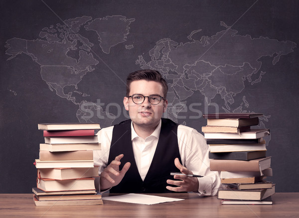 Geographie Lehrer Schreibtisch jungen ehrgeizig Gläser Stock foto © ra2studio