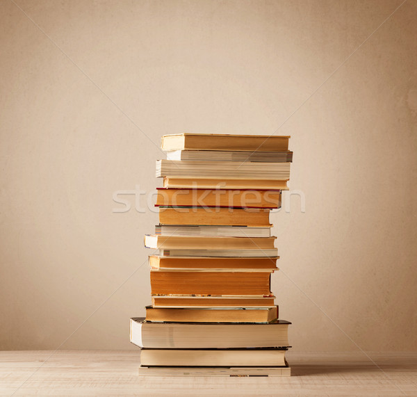 Boeken vintage oude school achtergrond Stockfoto © ra2studio