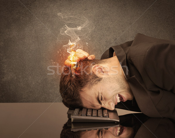 Triste negocios personas cabeza fuego frustrado Foto stock © ra2studio