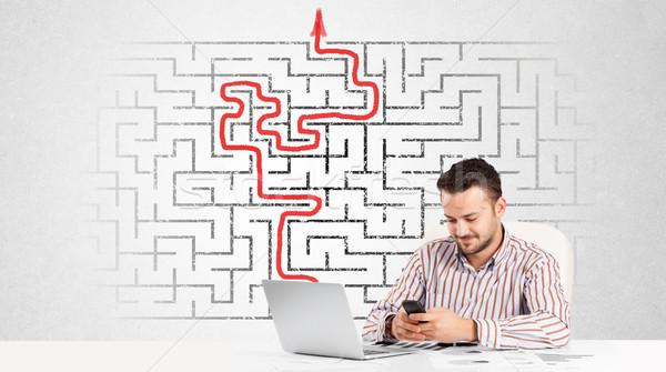 Zakenman bureau labyrint pijl man puzzel Stockfoto © ra2studio