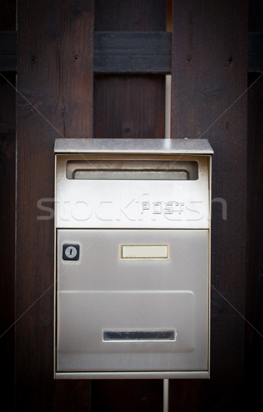 Yukarı posta kutusu sokak çit kâğıt duvar Stok fotoğraf © ra2studio