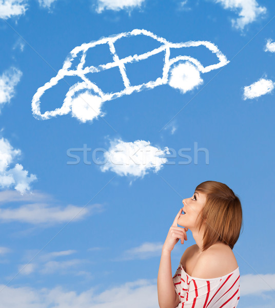 Giovane ragazza guardando auto nube cielo blu casuale Foto d'archivio © ra2studio