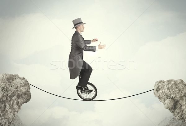 Foto stock: Valiente · hombre · de · negocios · equitación · ciclo · empresario