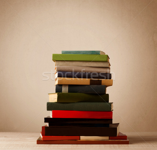 Boeken vintage oude school achtergrond Stockfoto © ra2studio