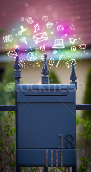 Colorat icoane simboluri afara cutie poştală modern Imagine de stoc © ra2studio