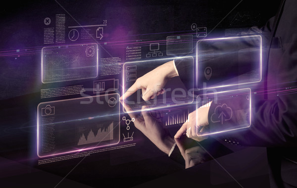 Ręce dotknąć interaktywny tabeli mężczyzna fioletowy Zdjęcia stock © ra2studio