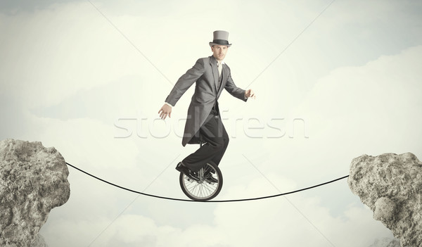 Foto stock: Valiente · hombre · de · negocios · equitación · ciclo · empresario