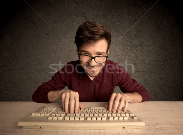 商業照片: 計算機 · 野人 · 鍵入 · 鍵盤 · 年輕 · 黑客