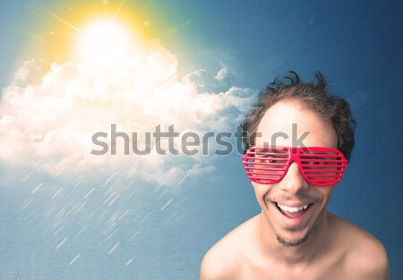 Felice gioioso uomo occhiali da sole guardando estate Foto d'archivio © ra2studio
