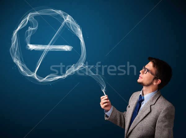 Fiatalember dohányzás egészségtelen cigaretta dohányozni tilos felirat Stock fotó © ra2studio