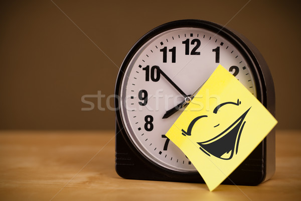 Nota cara sonriente reloj despertador negocios Foto stock © ra2studio