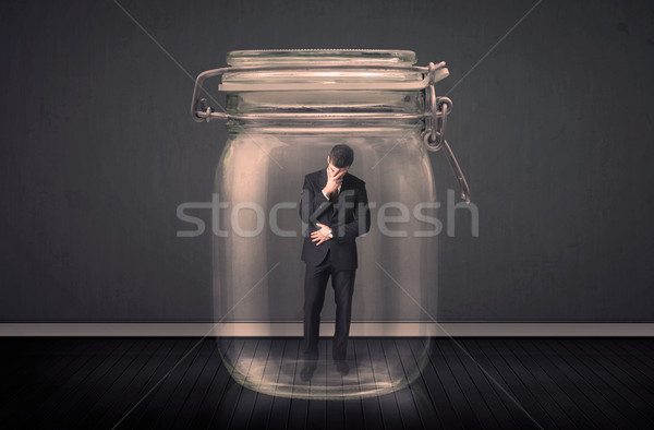 Geschäftsmann gefangen Glas jar Raum Finanzierung Stock foto © ra2studio