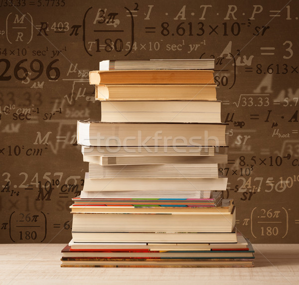 Stock fotó: Könyvek · klasszikus · matematika · képletek · repülés · ki