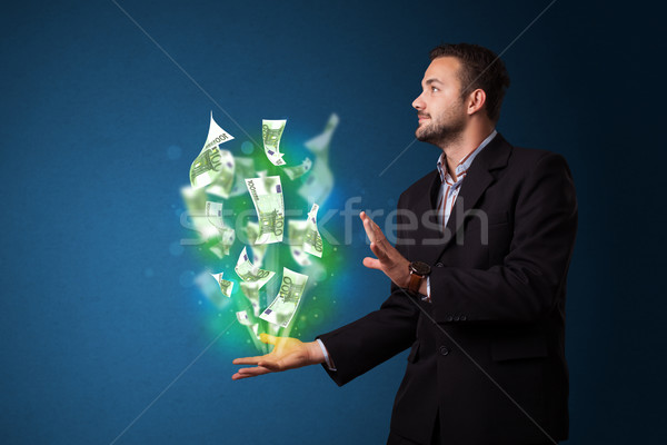 [[stock_photo]]: Argent · main · affaires · jeunes