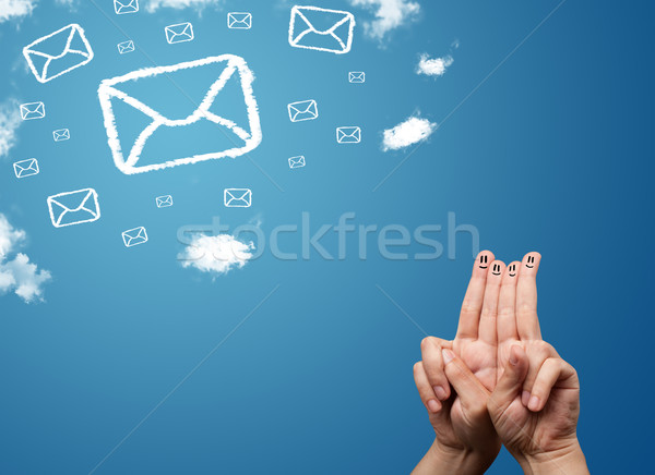 商業照片: 快樂 · 手指 · 看 · 郵件 · 圖標