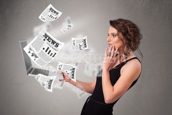 Toevallig jonge vrouw notebook lezing explosief nieuwe Stockfoto © ra2studio
