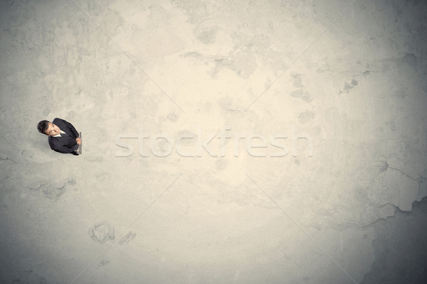 Hombre de negocios superior pie espacio de la copia desierto negocios Foto stock © ra2studio