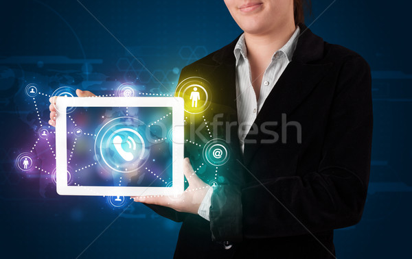 Vrouw tonen sociale netwerken technologie kleurrijk Stockfoto © ra2studio