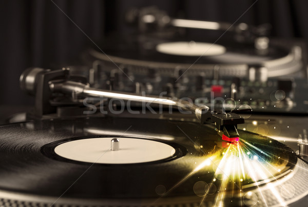 Muziekspeler spelen vinyl gloed lijnen behoefte Stockfoto © ra2studio