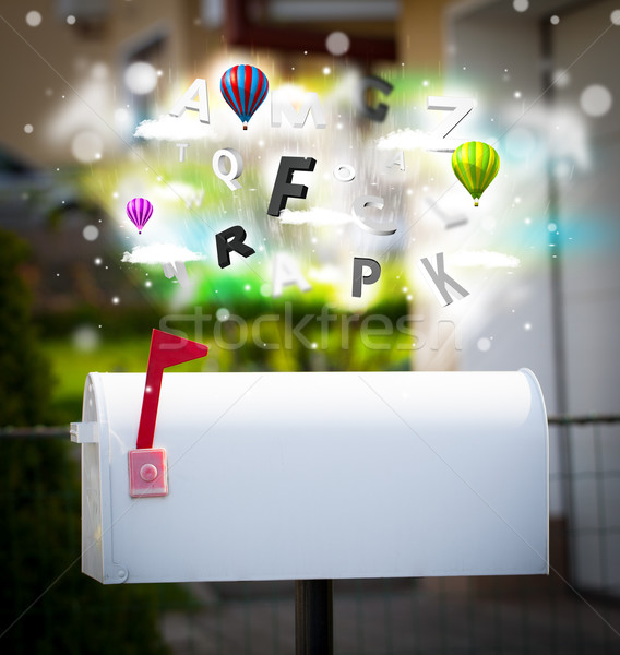 [[stock_photo]]: Post · boîte · coloré · lettres · résumé · papier
