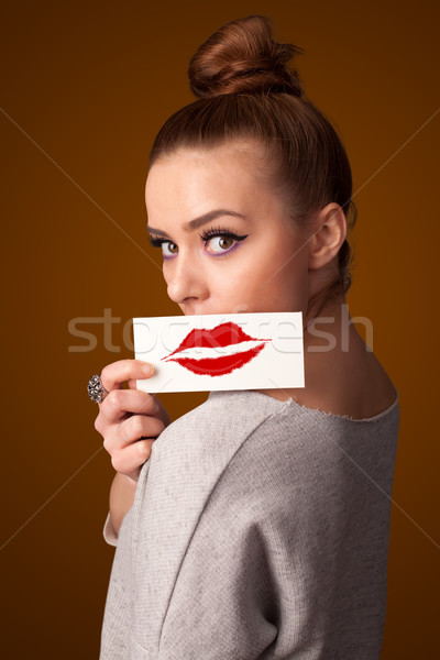 商業照片: 快樂 · 漂亮的女人 · 卡 · 吻 · 唇膏