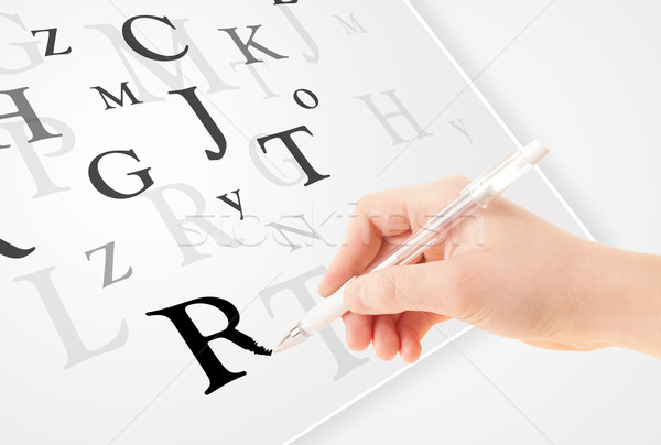 Hand schrijven brieven witte papier Stockfoto © ra2studio