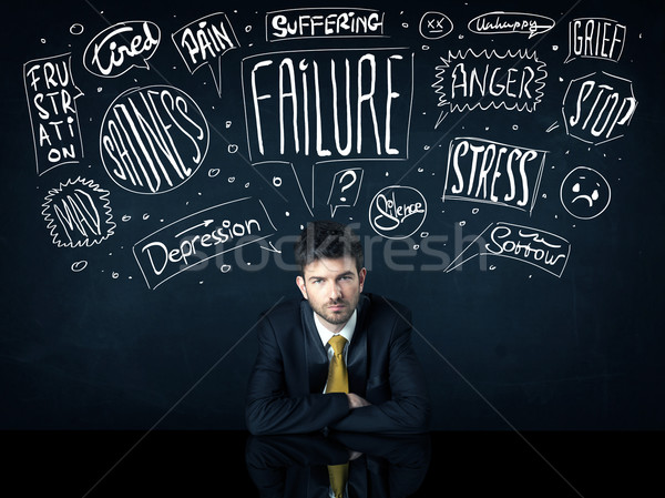 Deprimat om de afaceri şedinţei gândit Dulapuri Imagine de stoc © ra2studio