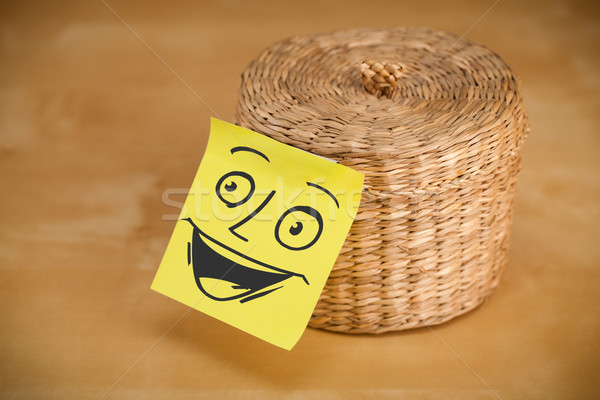 Foto stock: Nota · rosto · sorridente · jóias · caixa · papel