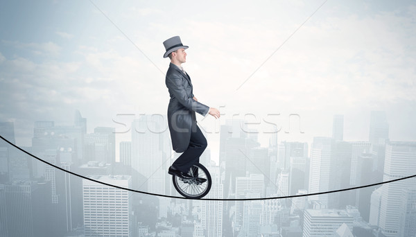 勇敢 傢伙 騎術 繩 以上 市容 商業照片 © ra2studio
