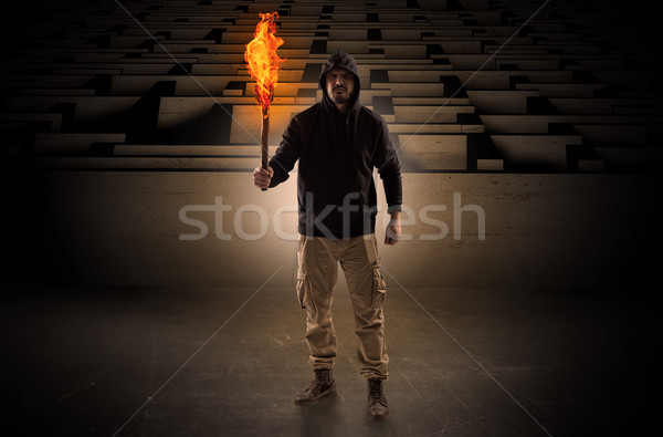 Foto stock: Homem · ardente · labirinto · feio · fora · labirinto