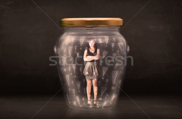 商界女強人 被困 罐 工作 玻璃 安全 商業照片 © ra2studio