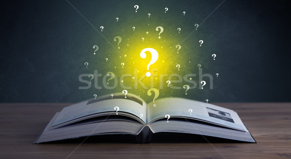 Znaki zapytania książki żółty otwarta księga pytanie Zdjęcia stock © ra2studio