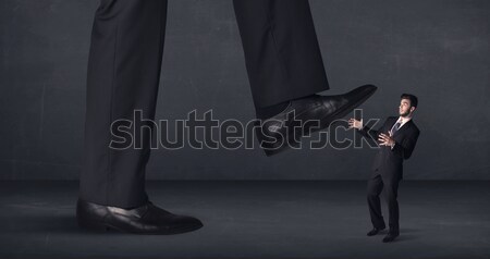 Hatalmas láb pici férfi háttér öltöny Stock fotó © ra2studio